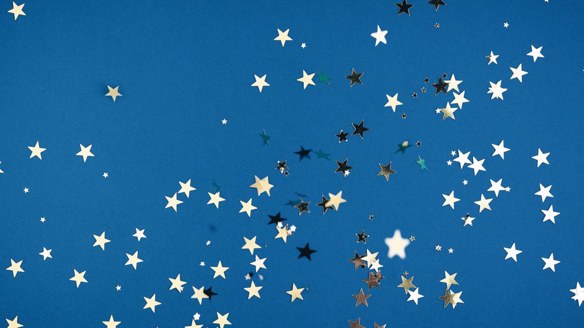 Stars on blue background - News from the Wildfire cashback platform